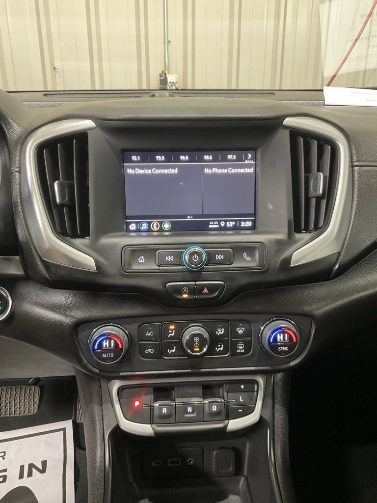 Used 2023 GMC Terrain SLE w/ Driver Convenience Package image 16