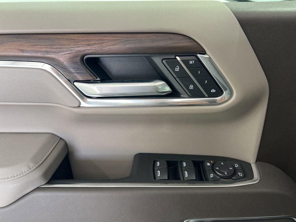 Used 2025 GMC Sierra 1500 SLT w/ SLT Premium Plus Package image 21