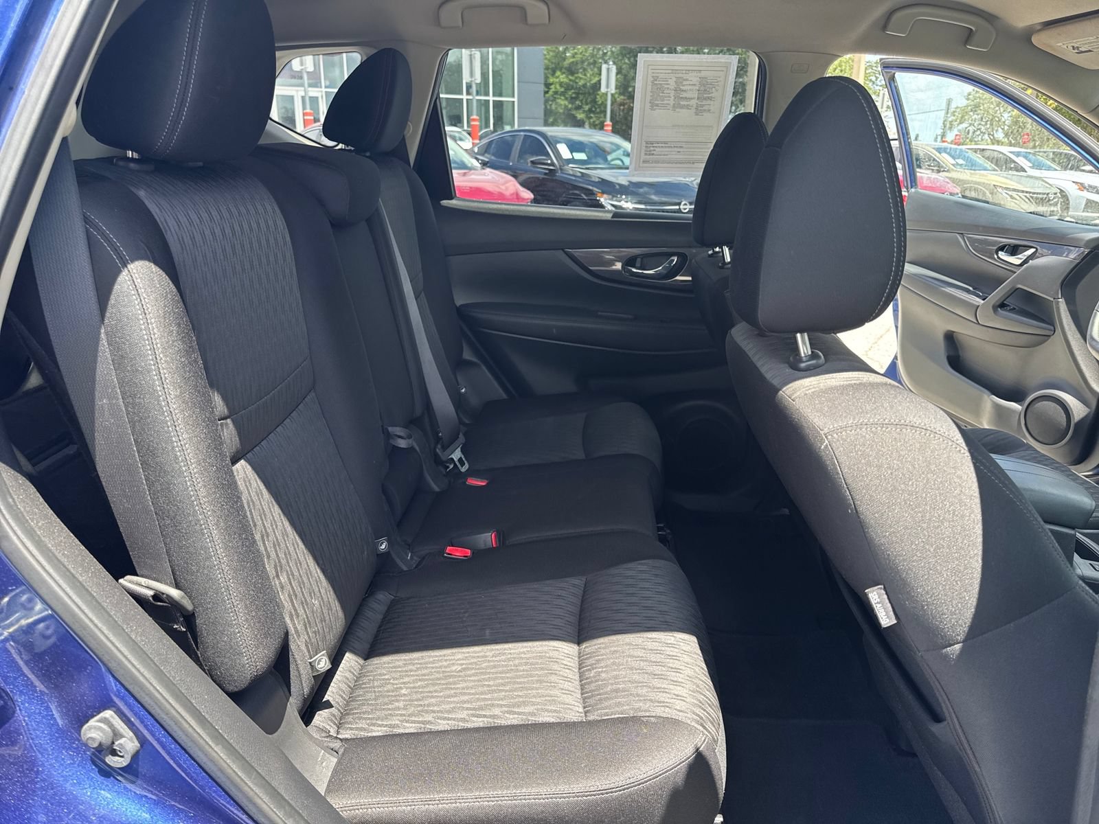 Used 2019 Nissan Rogue SV AWD/4WD image 39