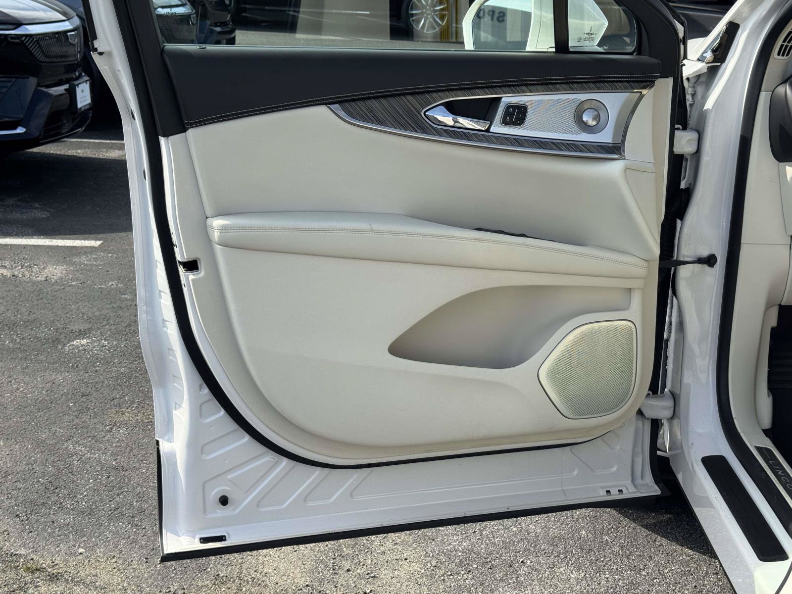 Used 2019 Lincoln Nautilus Black Label AWD/4WD image 18
