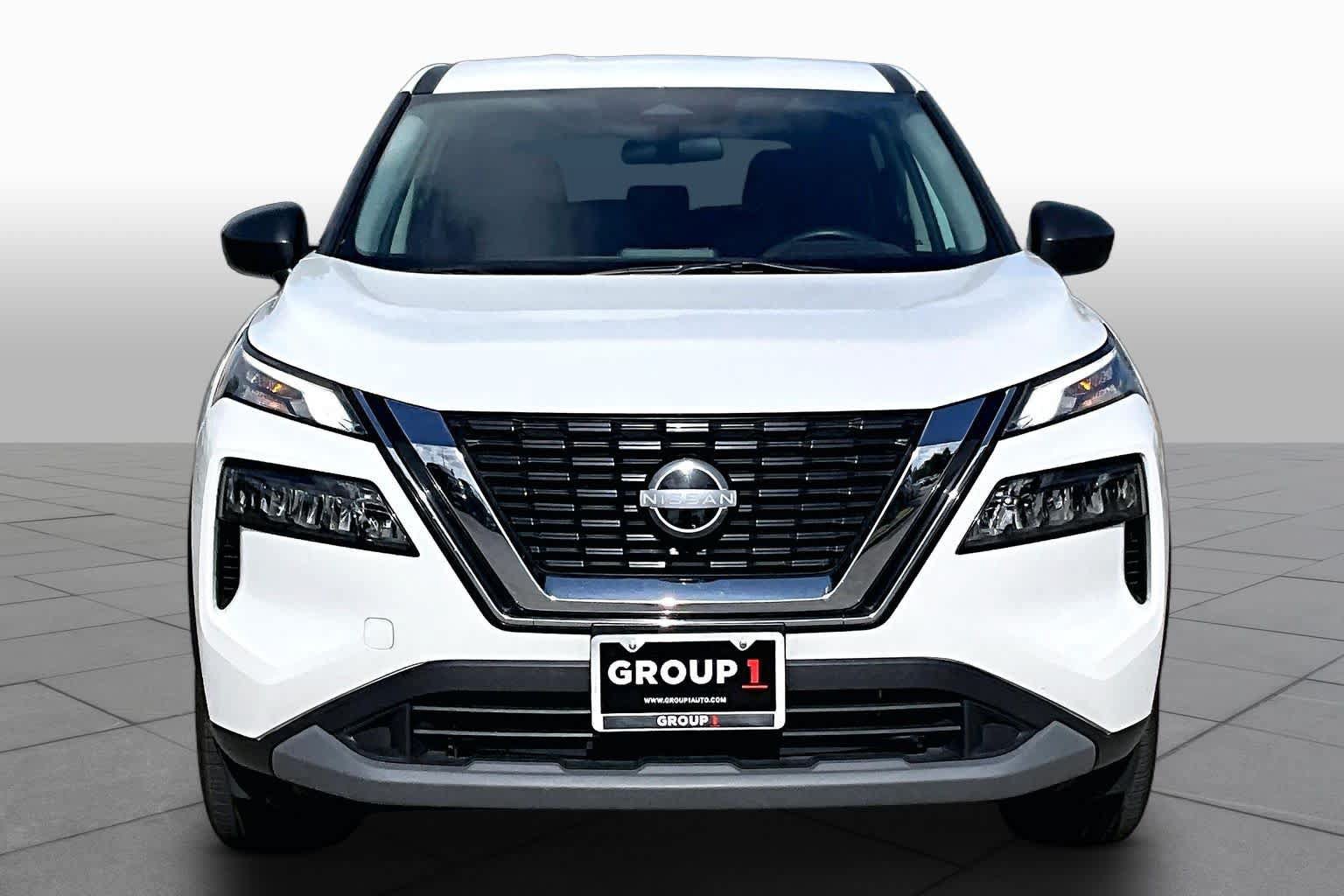 Used 2023 Nissan Rogue S FWD image 4