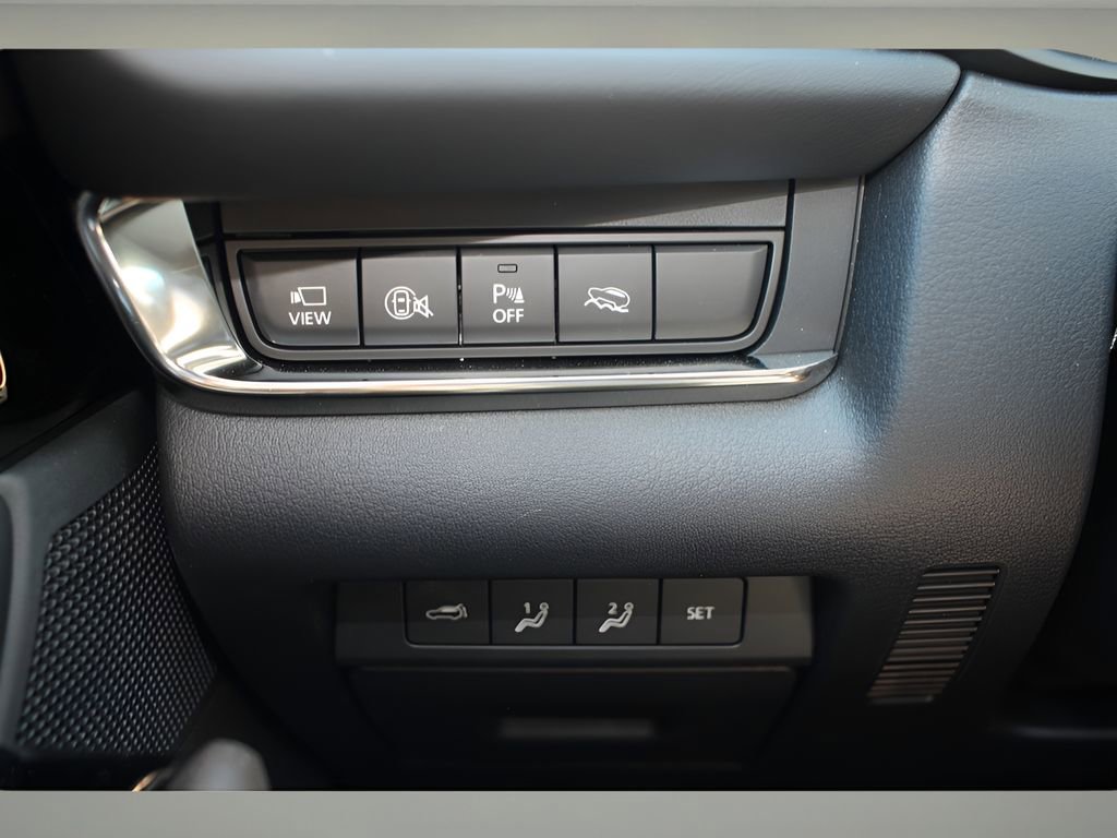 Used 2025 MAZDA CX-30 2.5 Turbo w/ Premium Plus Pkg image 10