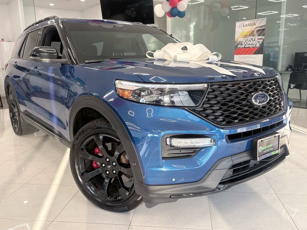 Used 2020 Ford Explorer ST w/ ST Street Pack AWD/4WD image 3