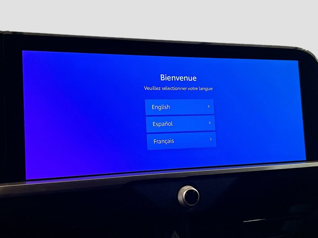 Used 2023 Toyota Crown XLE image 12