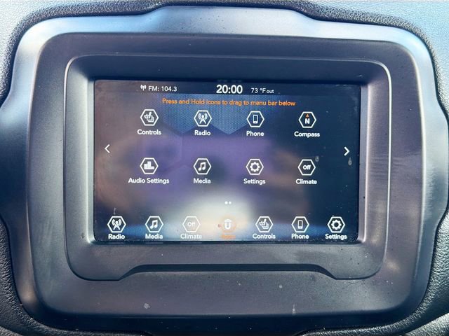 Used 2019 Jeep Renegade Latitude w/ Cold Weather Group image 14