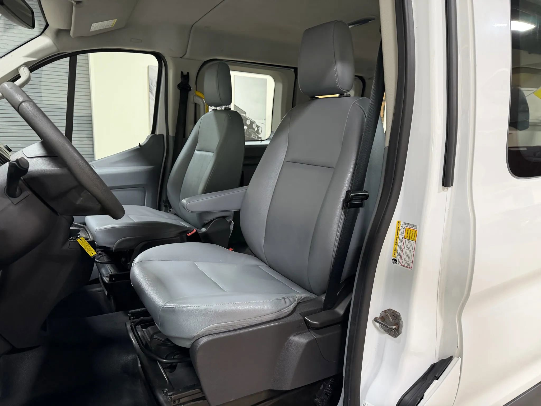 Used 2017 Ford Transit 150 XL image 36