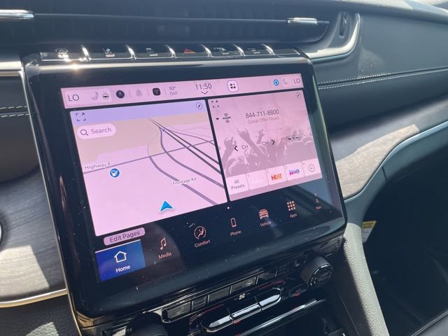 New 2025 Jeep Grand Cherokee Limited image 12