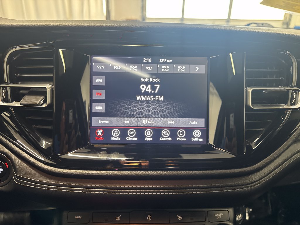 Used 2023 Dodge Durango SXT w/ SXT Blacktop Group AWD/4WD image 25