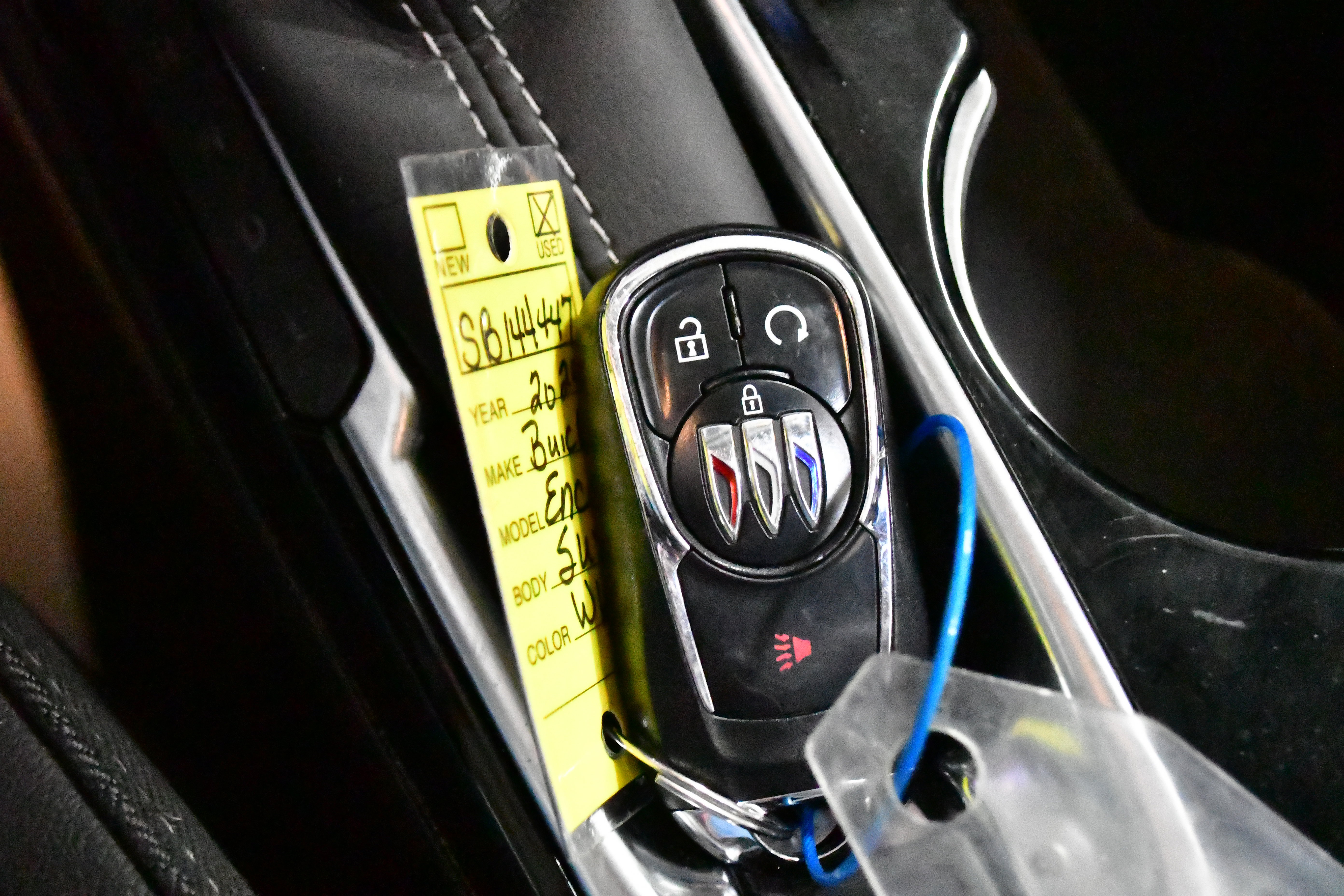 Used 2025 Buick Encore GX Preferred image 33