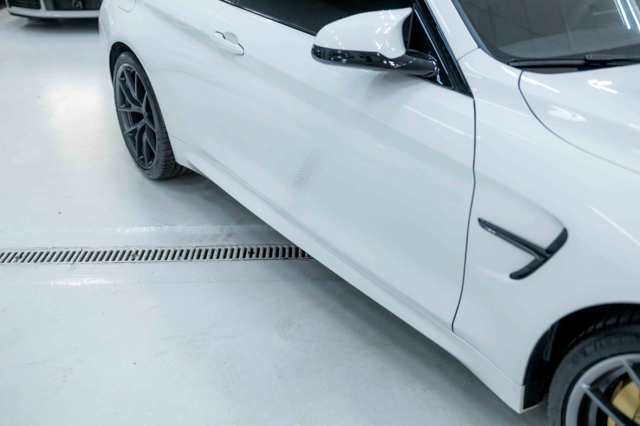 Used 2019 BMW M4 CS w/ Executive Package image 24