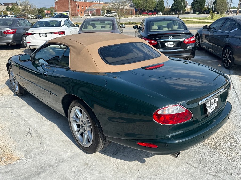 Used 2002 Jaguar XK8 Convertible image 3