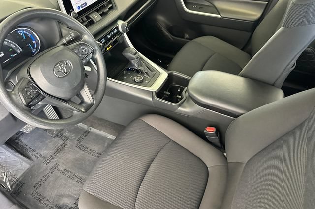 Used 2023 Toyota RAV4 LE AWD/4WD image 12