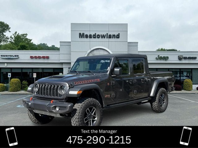 Used 2026 Jeep Gladiator Mojave w/ Safety Group AWD/4WD image 1