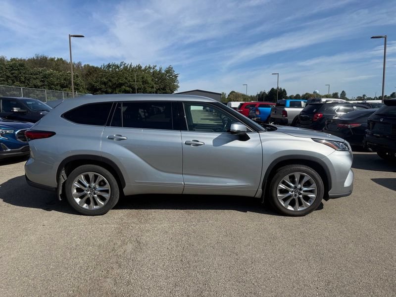 Used 2020 Toyota Highlander Limited AWD/4WD image 15