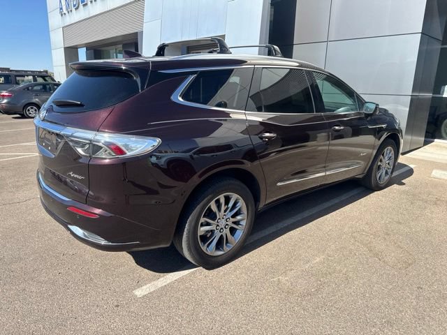 Used 2023 Buick Enclave Avenir w/ Avenir Technology Package AWD/4WD image 13