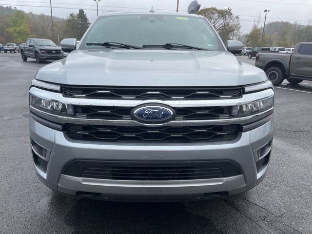 Used 2022 Ford Expedition Max Limited image 10