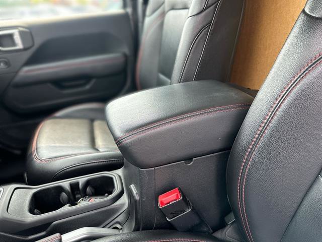 Used 2020 Jeep Wrangler Unlimited Rubicon w/ Dual Top Group image 23