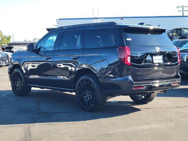 New 2027 Ford Expedition Platinum w/ Stealth Performance Package AWD/4WD image 2
