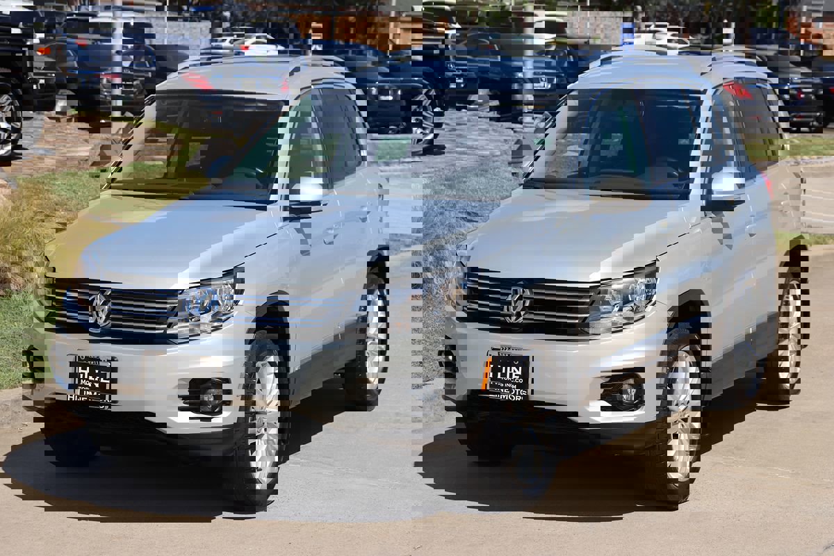 Used 2013 Volkswagen Tiguan SE image 4