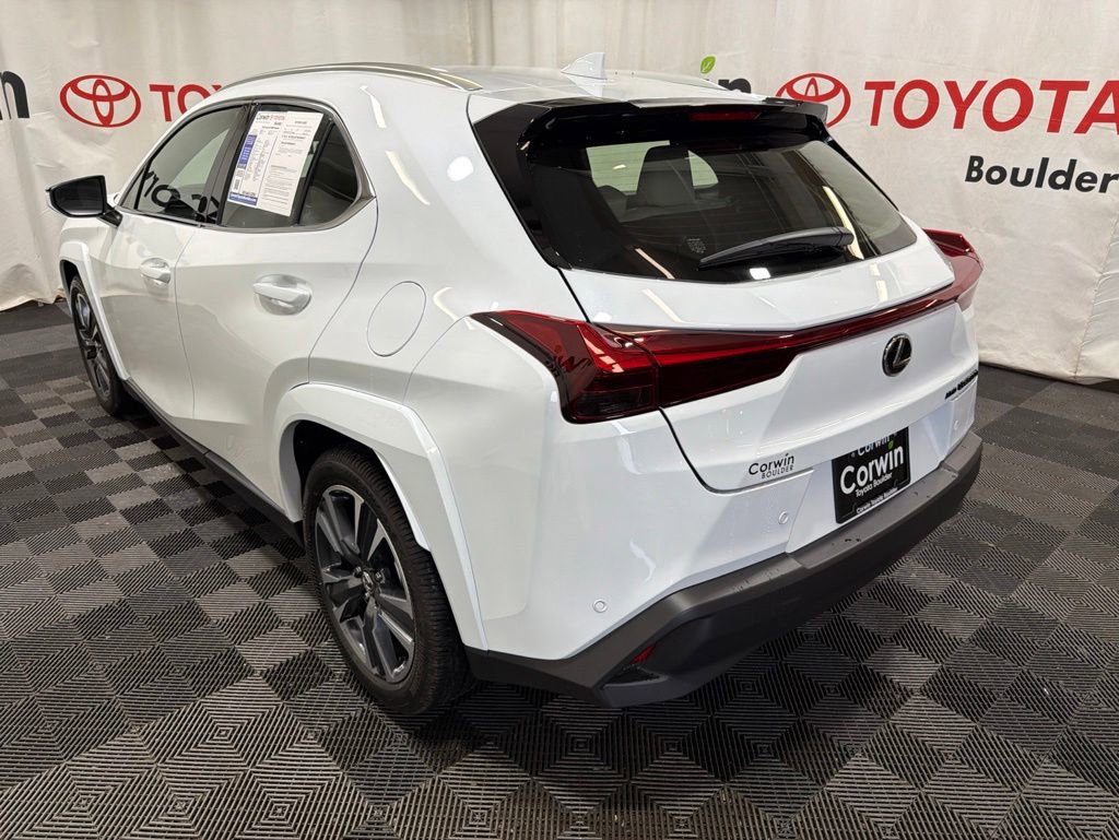 Used 2026 Lexus UX 300h AWD w/ Accessory Package (Z1) image 5