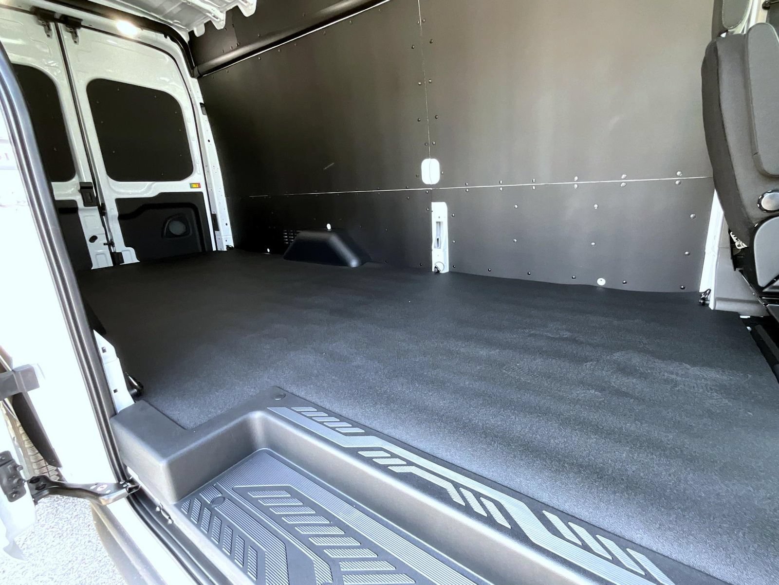 New 2026 Ford Transit 350 148 High Roof Extended w/ Load Area Protection Package RWD image 18