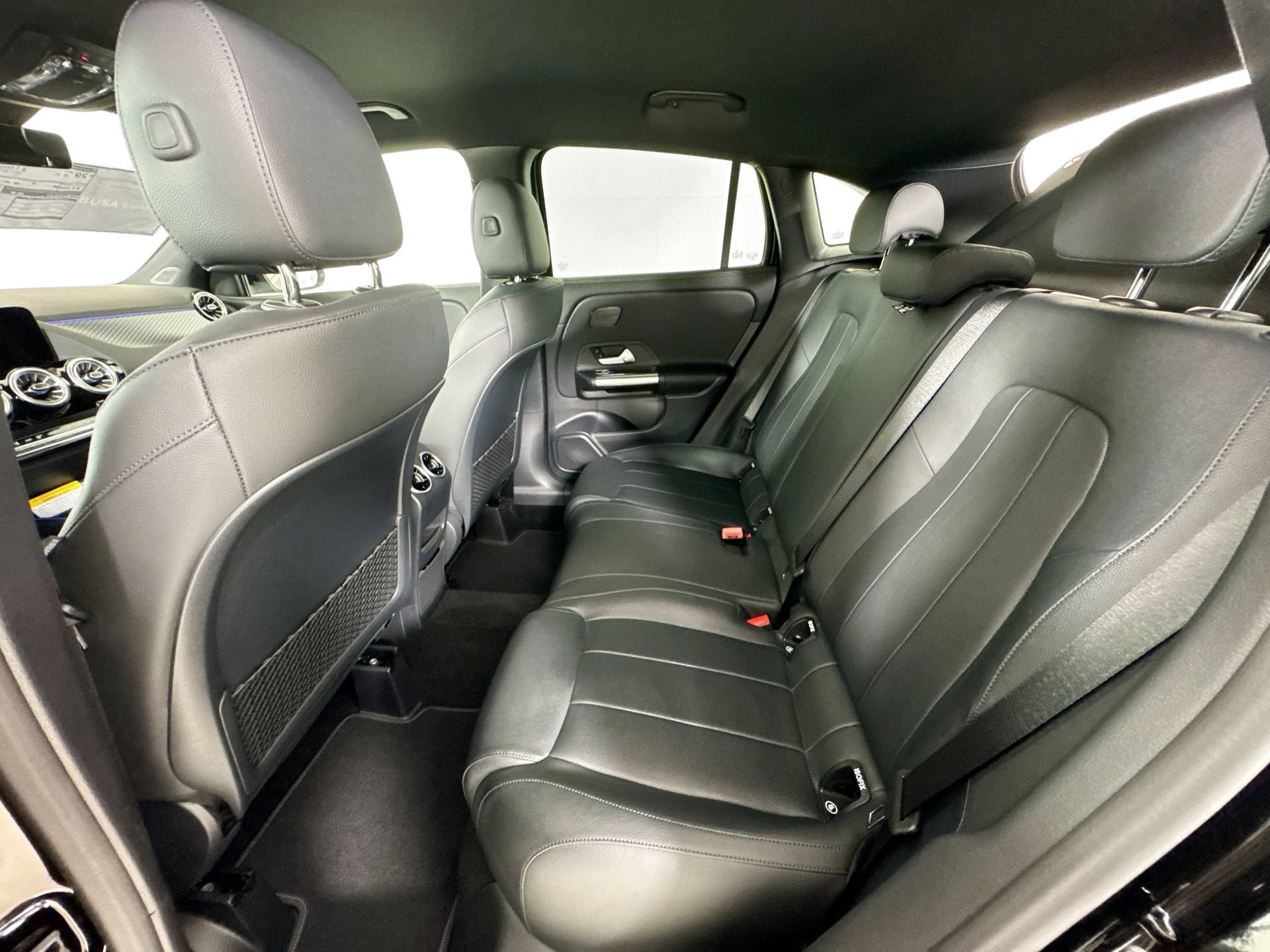 Used 2025 Mercedes-Benz GLA 250 image 25