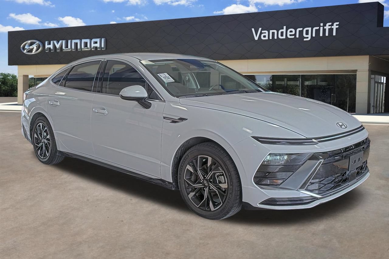 Used 2024 Hyundai Sonata SEL FWD image 4