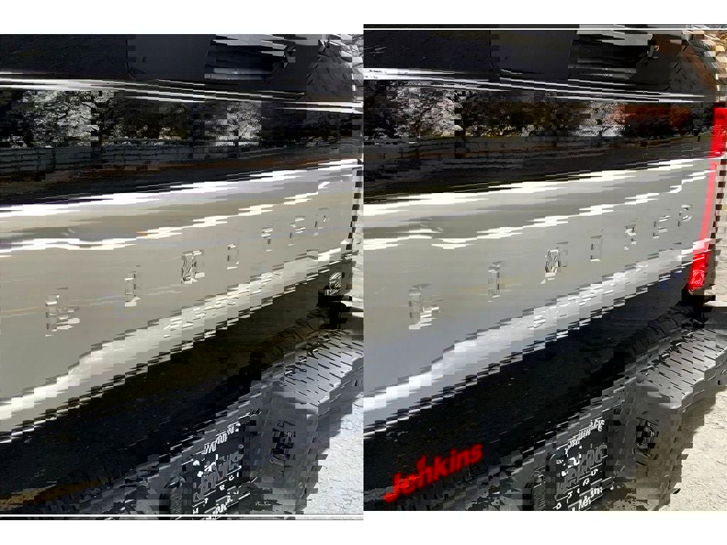 Used 2022 Ford F350 Limited image 33