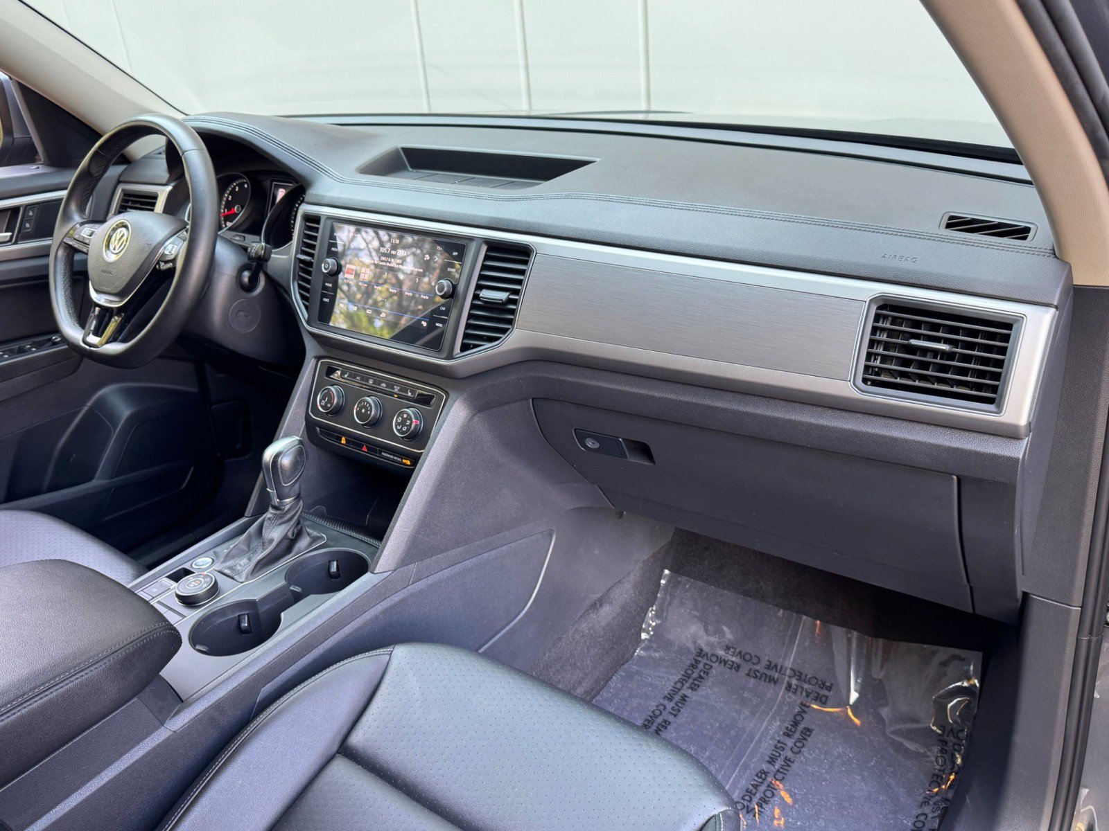 Used 2018 Volkswagen Atlas SE image 13