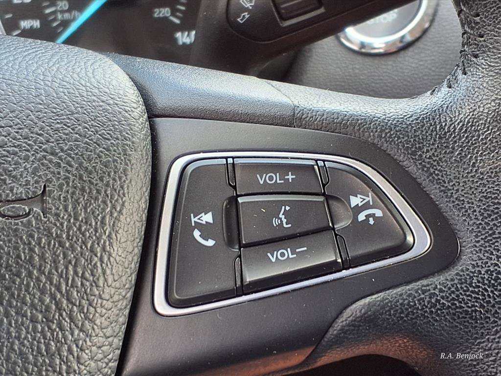 Used 2021 Ford EcoSport Titanium image 12