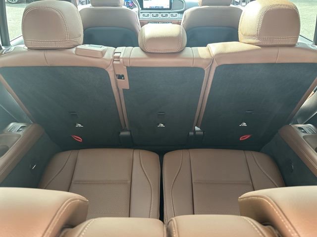 Used 2025 Mercedes-Benz GLS 450 4MATIC image 27