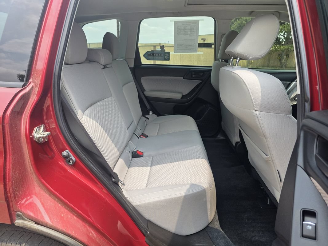Used 2018 Subaru Forester 2.5i Premium w/ All-Weather Package AWD/4WD image 20