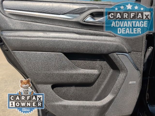 Used 2021 GMC Yukon Denali w/ LPO, Illumination Package image 11