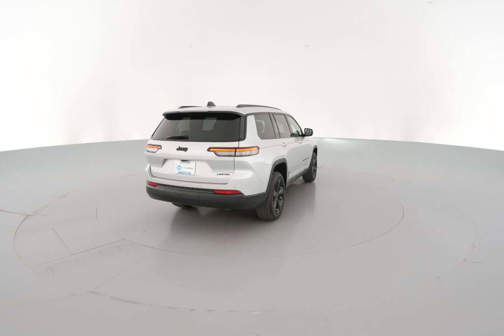 New 2025 Jeep Grand Cherokee L Limited w/ Black Appearance Package image 11