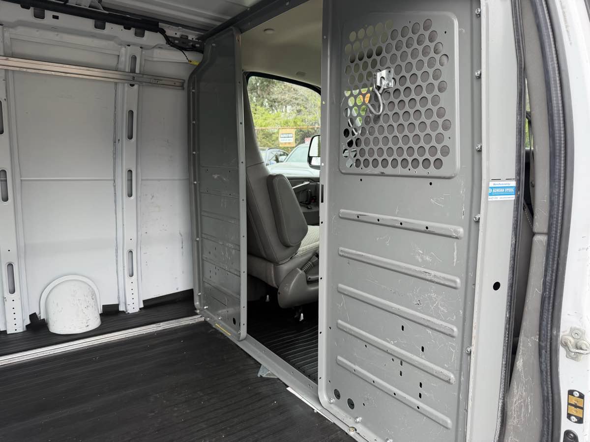 Used 2020 Chevrolet Express 2500 w/ Driver Convenience Package RWD image 18