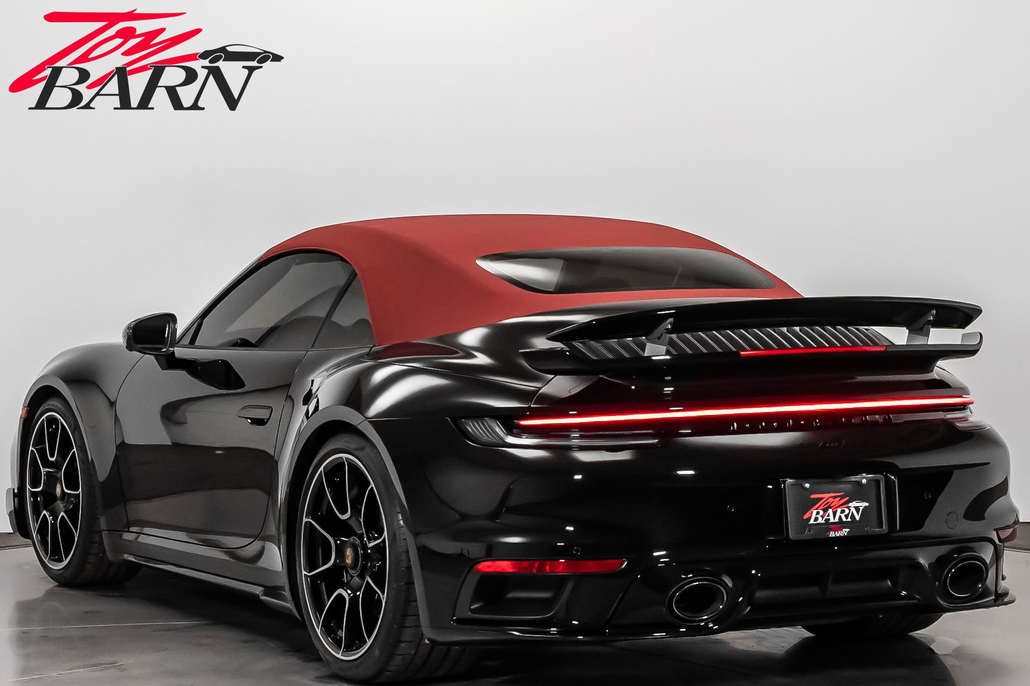 Used 2021 Porsche 911 Turbo S image 11