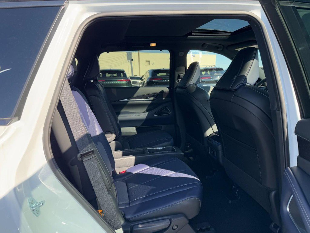 New 2026 INFINITI QX60 Sport w/ Dark Cargo Package image 5