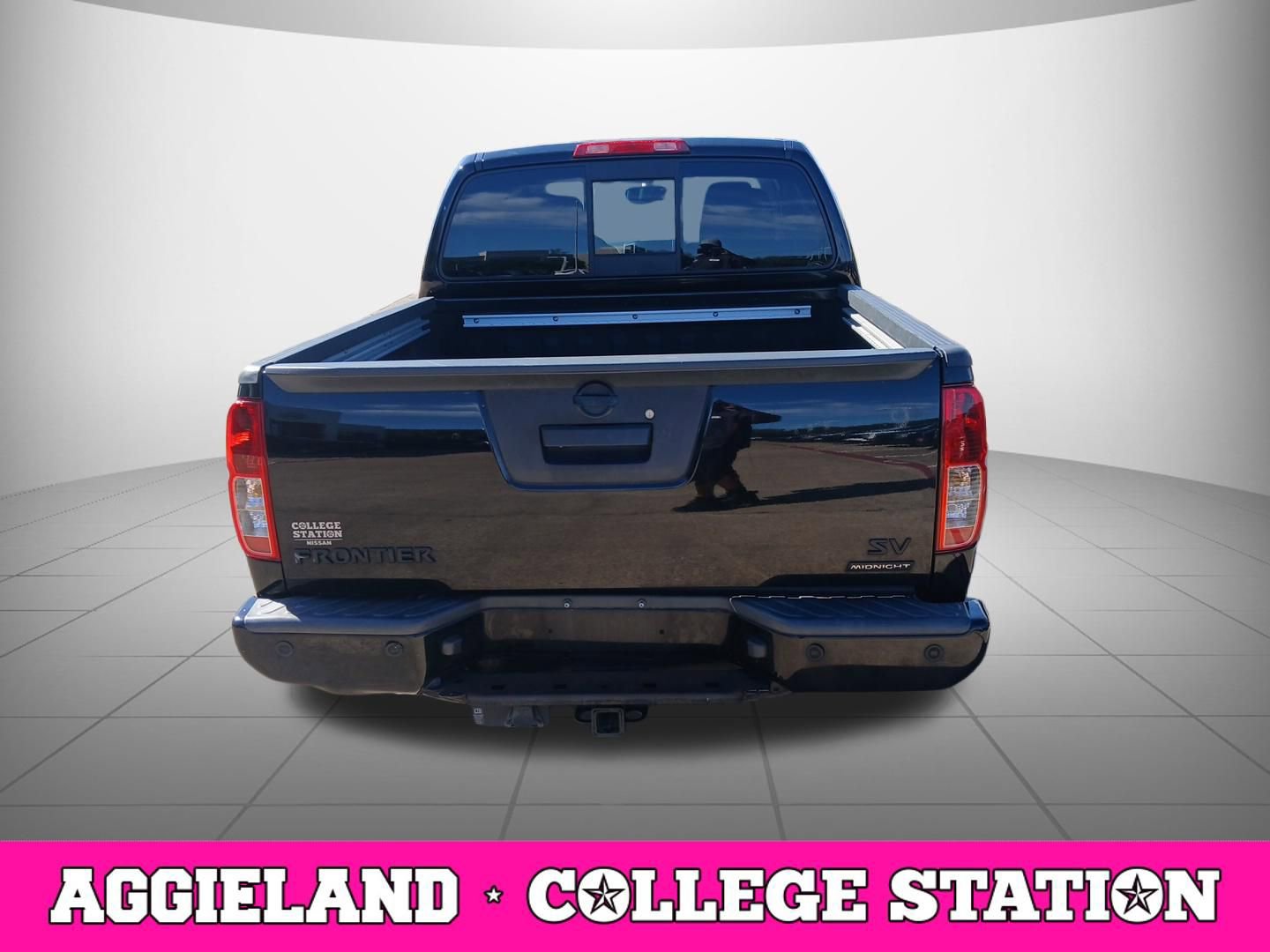 Used 2020 Nissan Frontier SV w/ Midnight Edition Floor Mats image 3