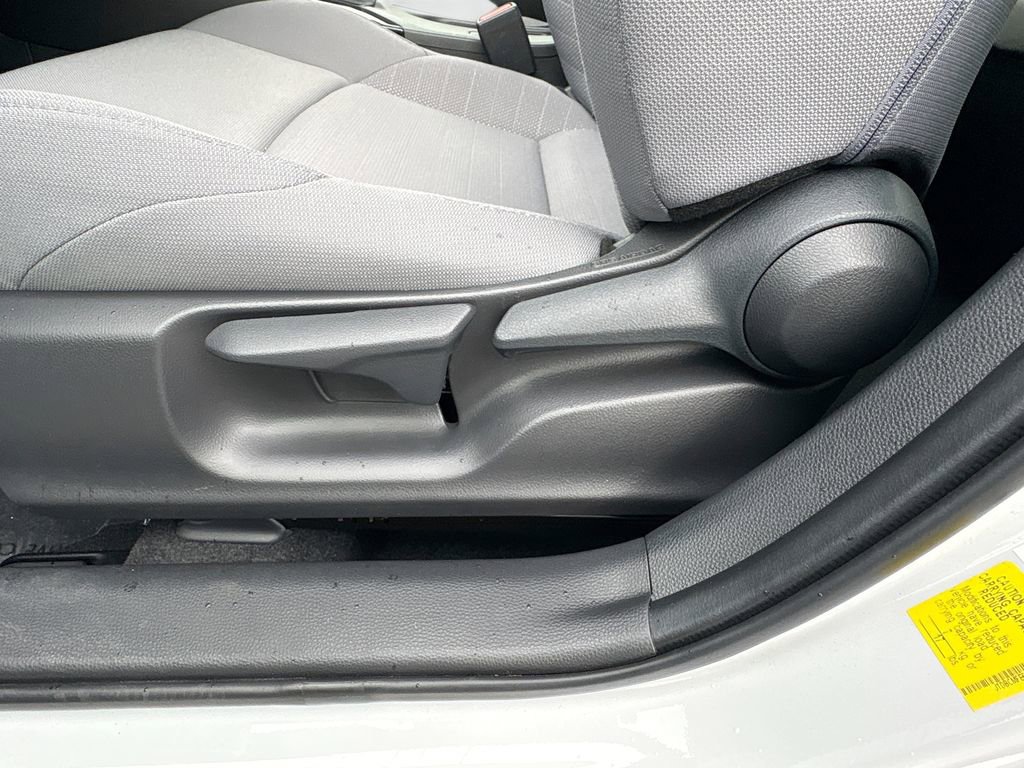 Used 2026 Toyota Corolla SE FWD image 14