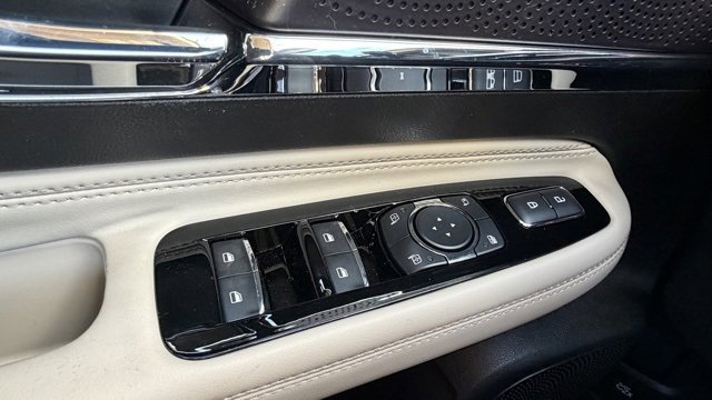 New 2026 Lincoln Corsair Premiere image 20