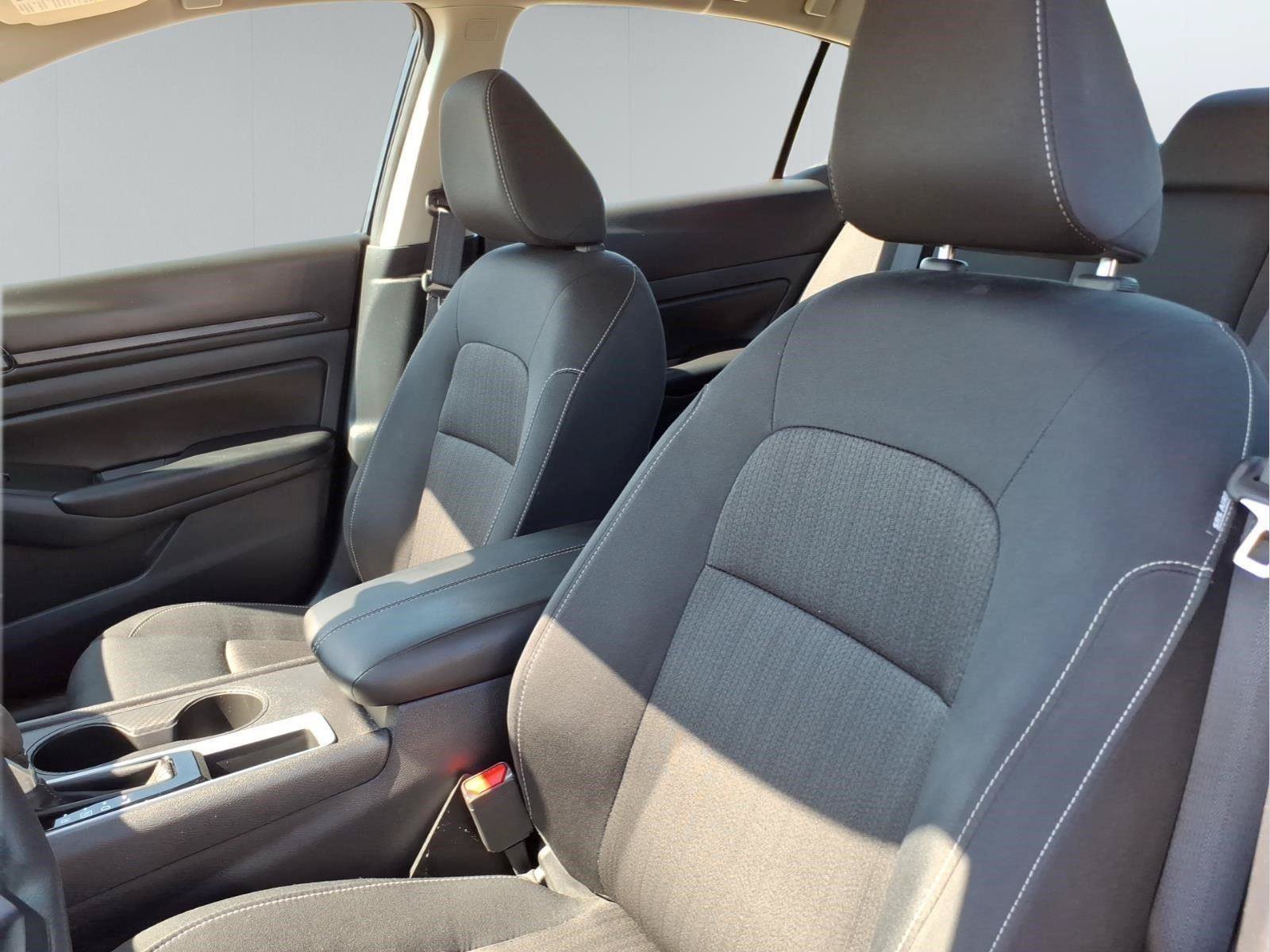 Used 2024 Nissan Altima 2.5 S FWD image 18