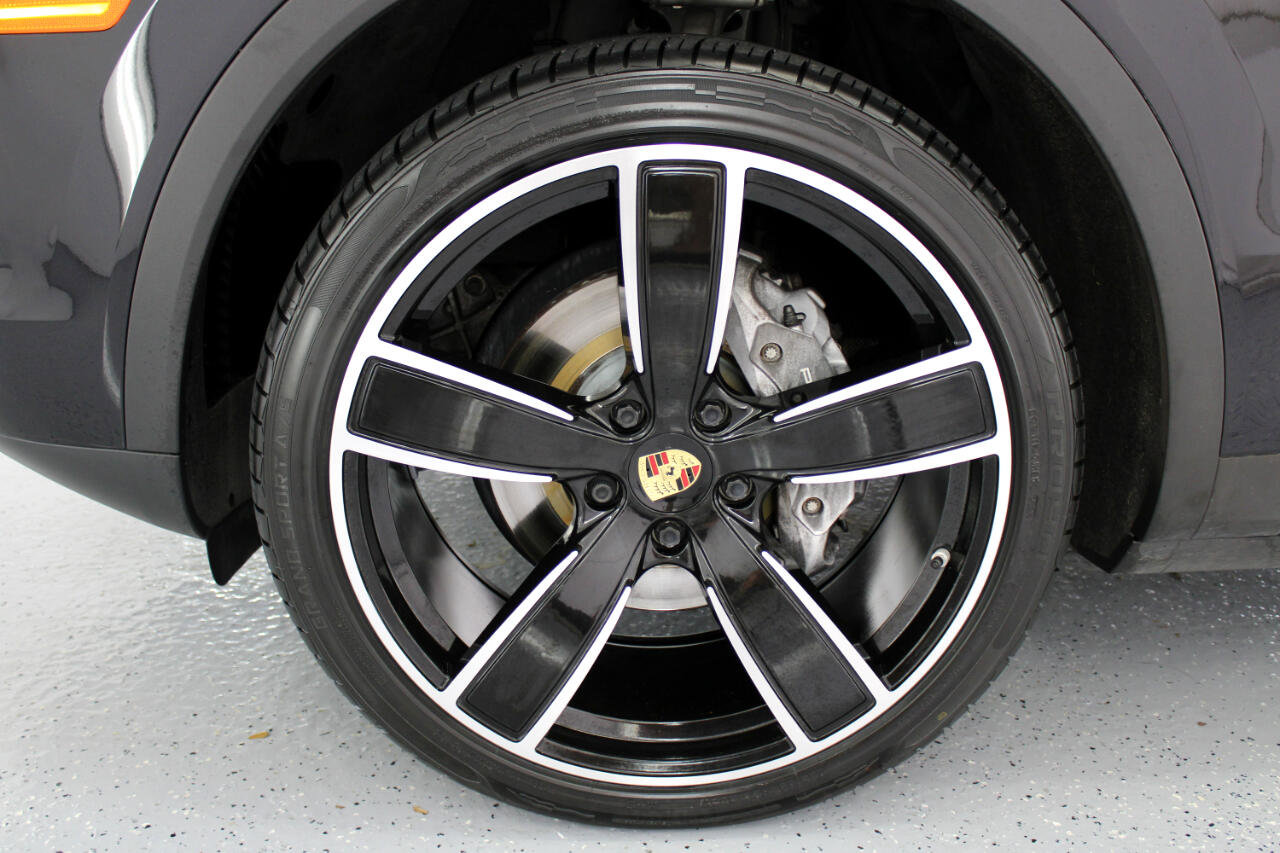 Used 2019 Porsche Cayenne image 85