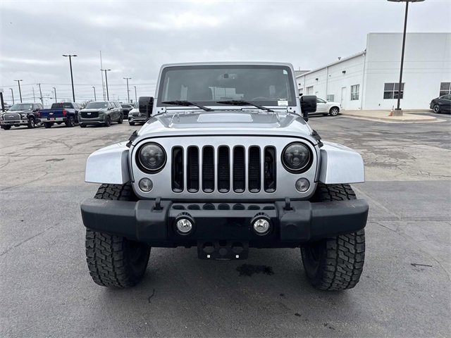 Used 2015 Jeep Wrangler Unlimited Sahara image 7