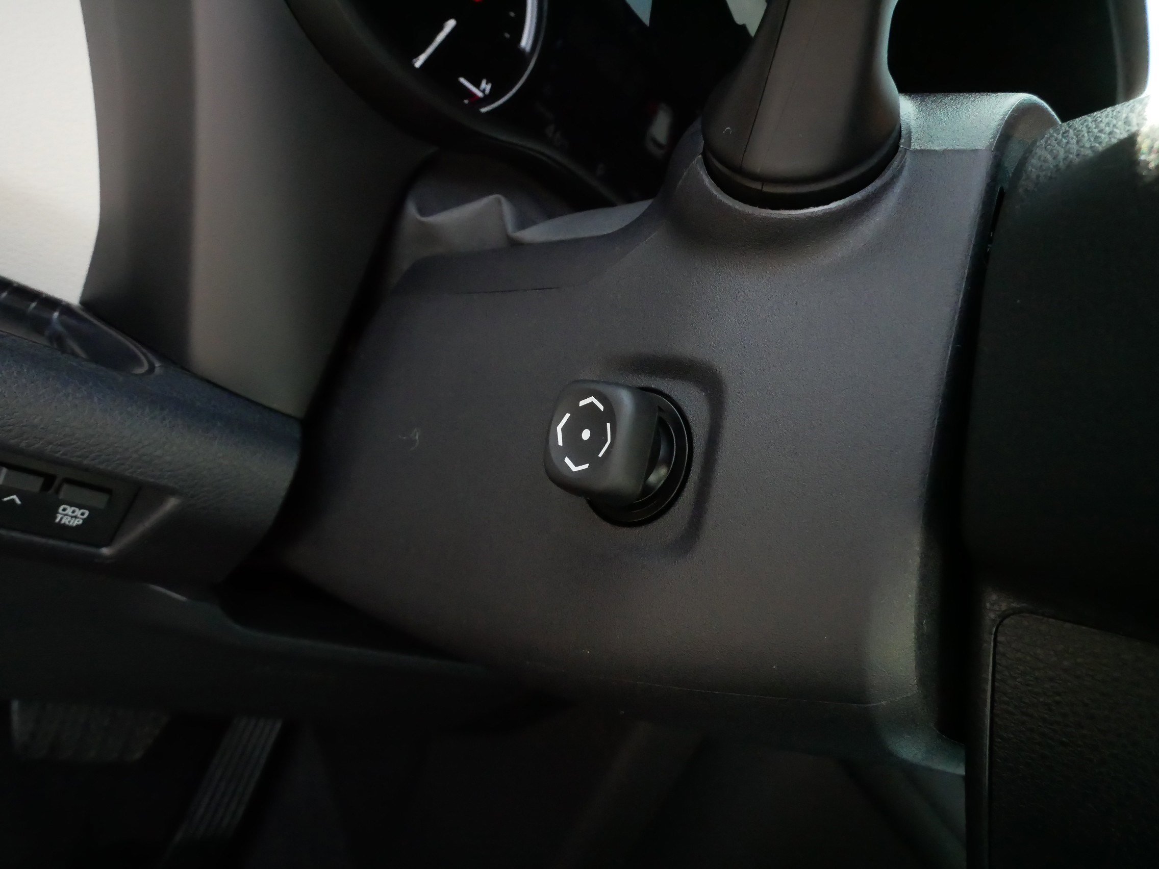 Certified 2024 Toyota Sienna Platinum image 31