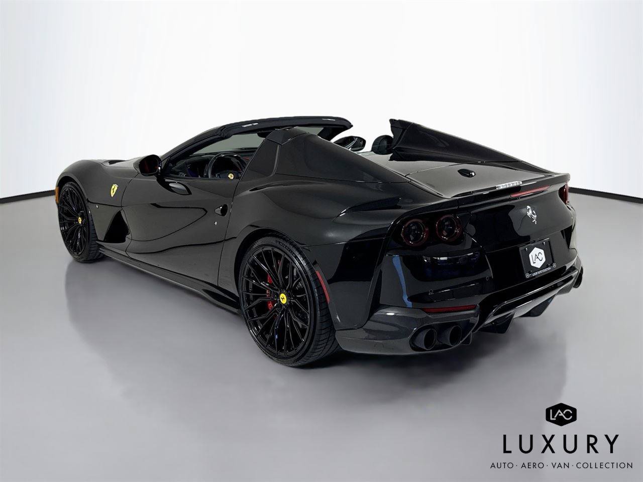 Used 2021 Ferrari 812 GTS RWD image 8