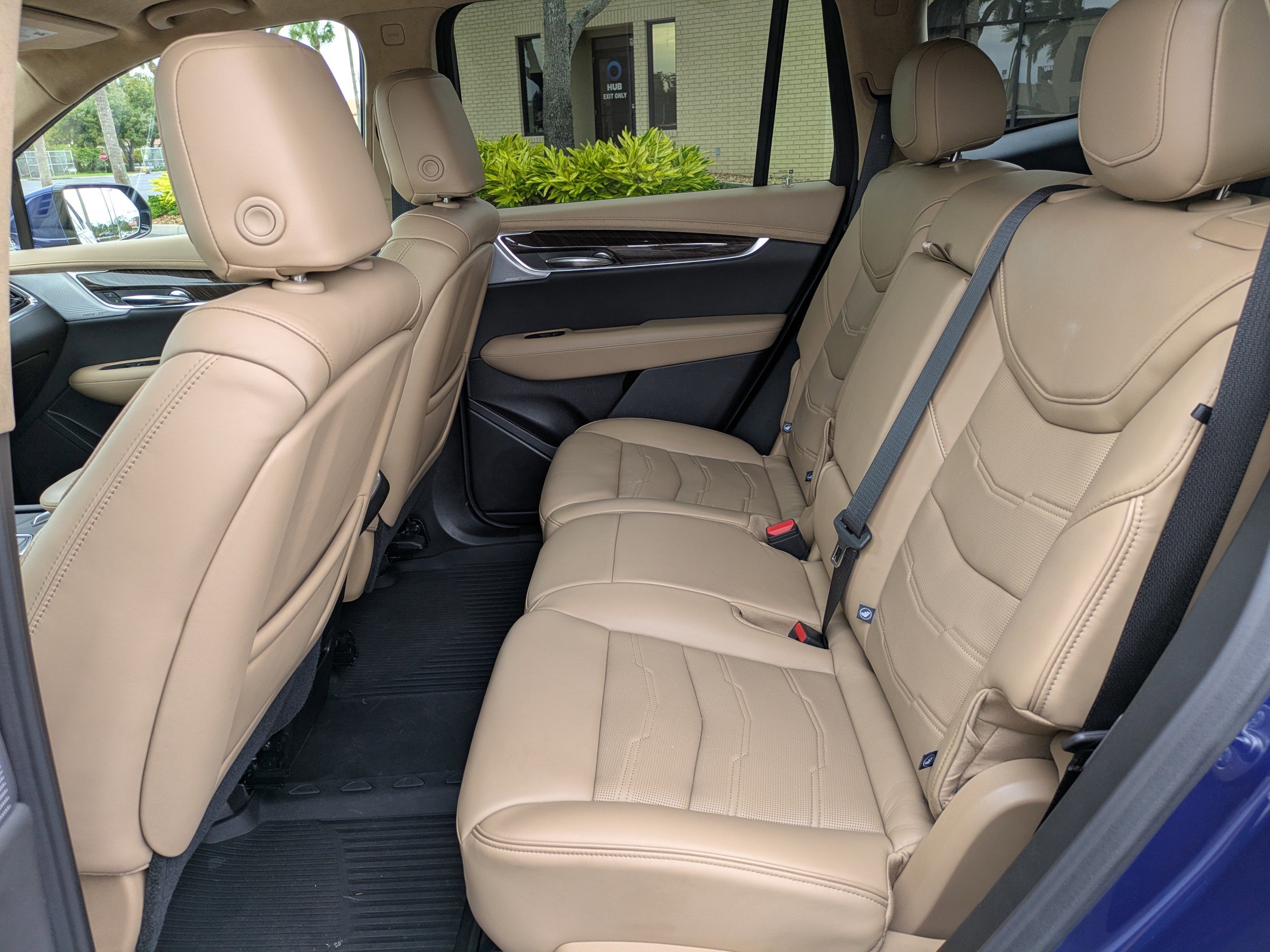 Certified 2025 Cadillac XT6 Premium Luxury w/ Platinum Package image 13