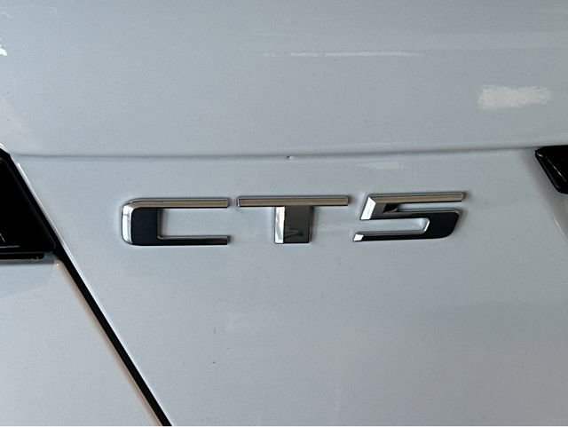 New 2026 Cadillac CT5 V image 9