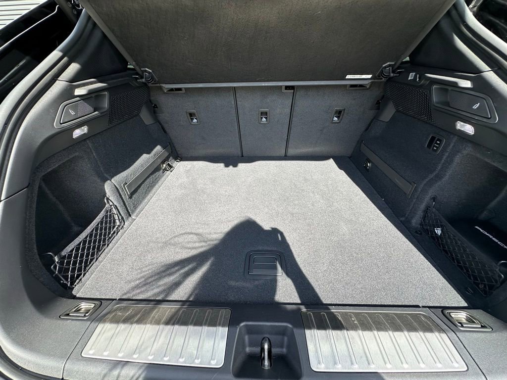 Certified 2024 Porsche Macan Turbo Electric image 42