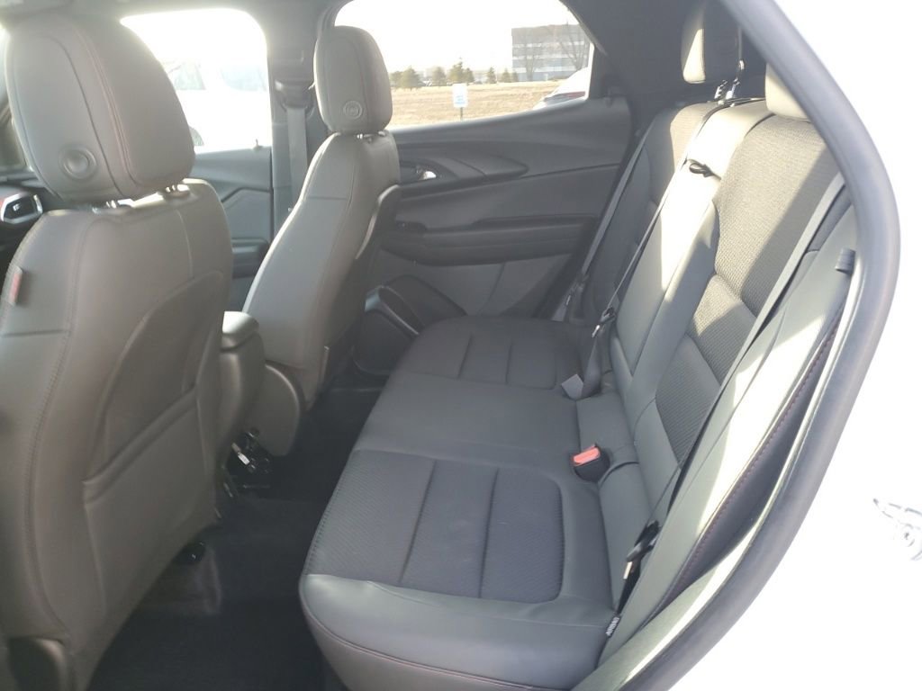 Used 2023 Chevrolet TrailBlazer RS w/ Sun and Liftgate Package image 25