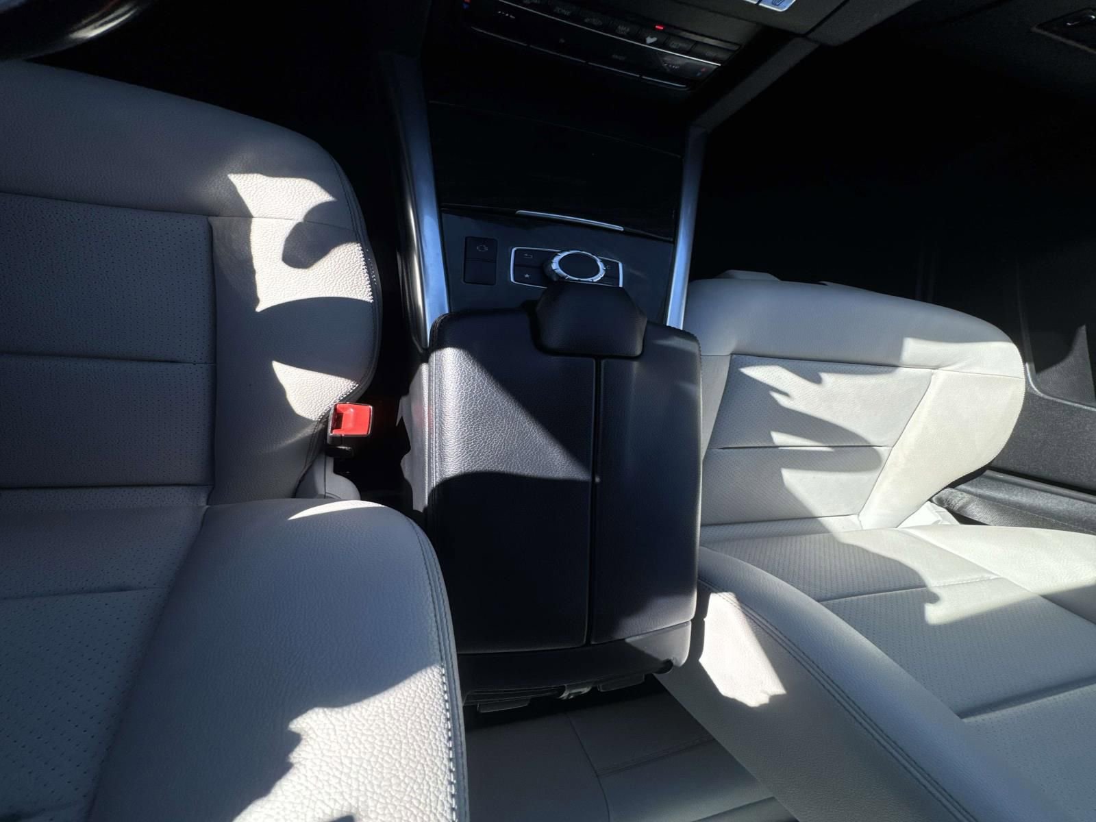 Used 2016 Mercedes-Benz E 250 Sedan image 24